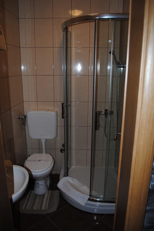 Hotel Gacka Otocac Luaran gambar