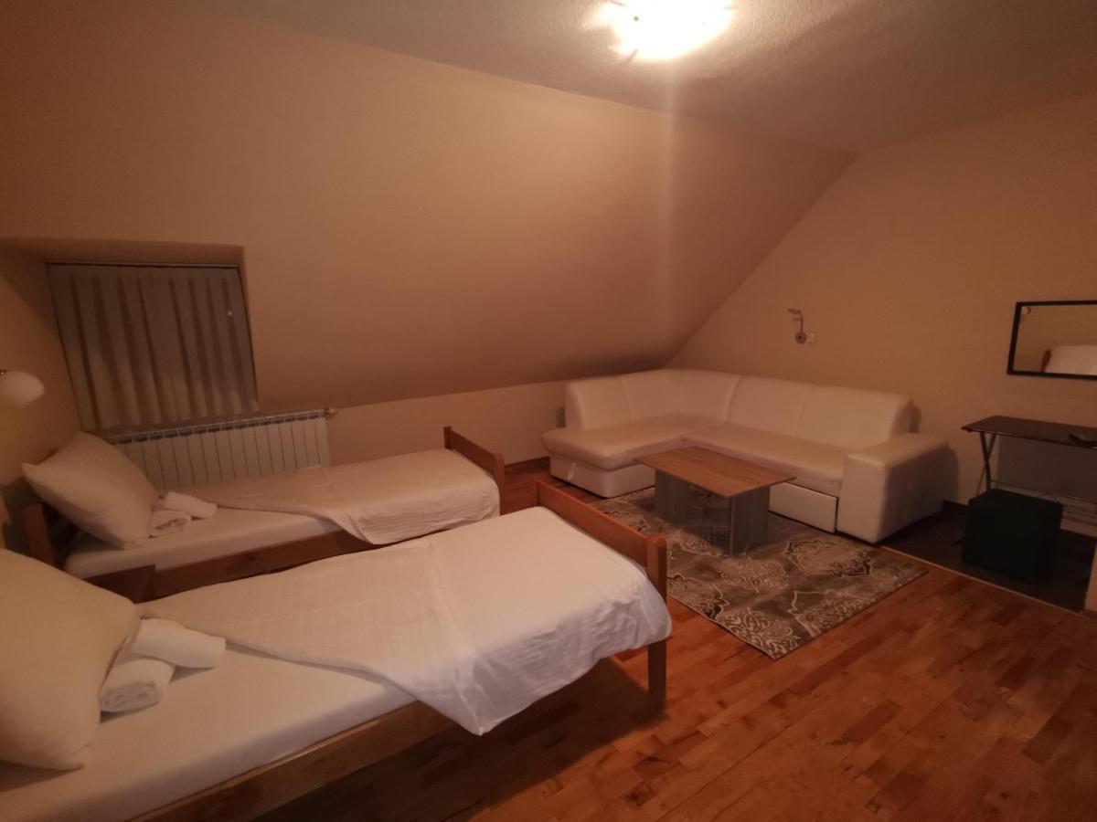Hotel Gacka Otocac Luaran gambar